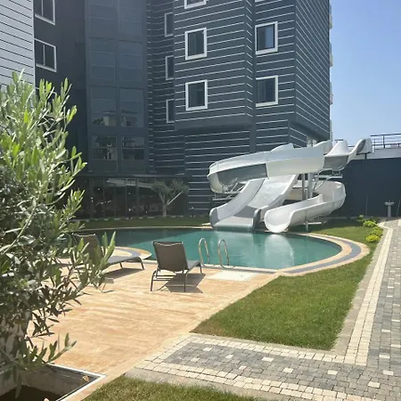 Salam 2 - Ladies-only Pool & Family Pools Αλάνια