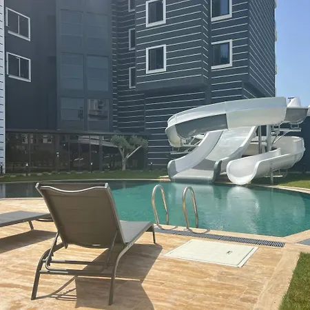 Salam 2 - Woman Pool - Experience