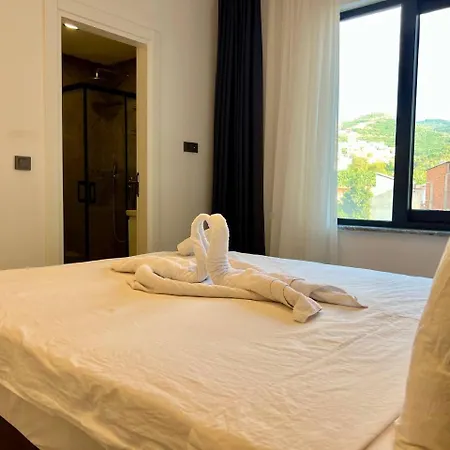 Salam 2 - Woman Pool - Experience