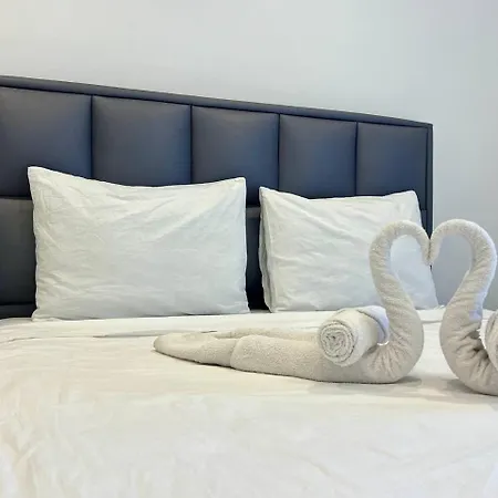 Salam 2 - Woman Pool - Experience Apartment *