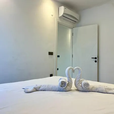 Salam 2 - Woman Pool - Experience Apartment *