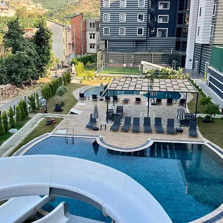 Apartment Salam 2 - Woman Pool - Experience