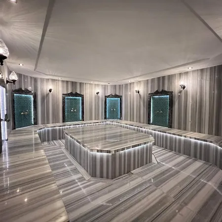 Salam 2 - Woman Pool - Experience * Αλάνια